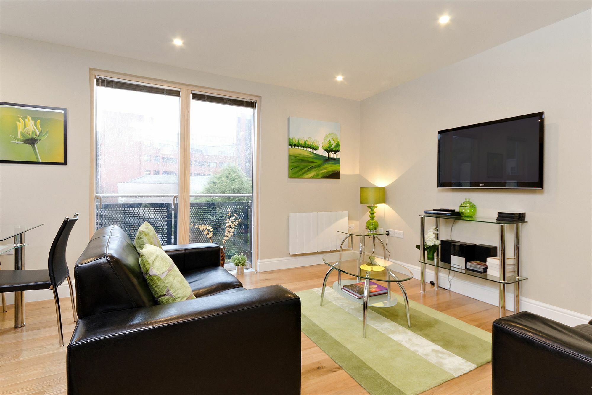 Cabot Mews Apartment
